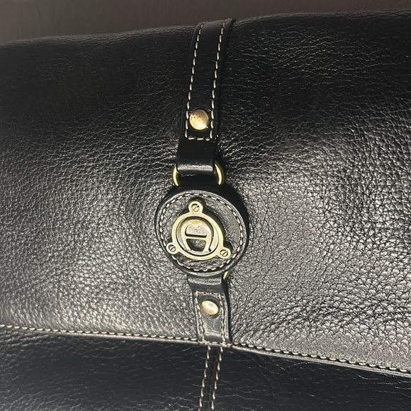 Beautiful Black Etienne Aigner Geniune Leather Shoulder Bag 🌻 - Picture 6 of 14